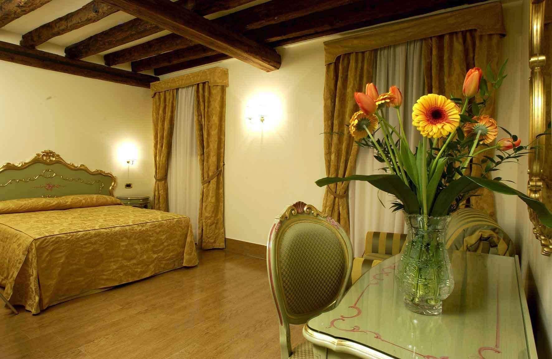 Hotel Al Ponte Mocenigo Veneţia Exterior foto