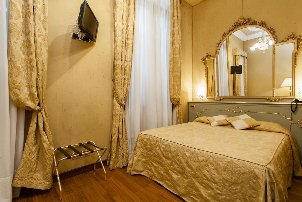 Hotel Al Ponte Mocenigo Veneţia Exterior foto